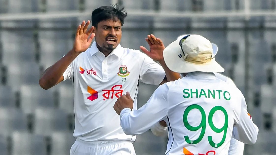 প্রথম বাংলাদেশি হিসেবে টেস্টে অনন্য কীর্তি তাইজুলের